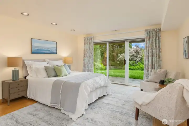 Wonderful 3rd bedroom with sliding doors to patio.