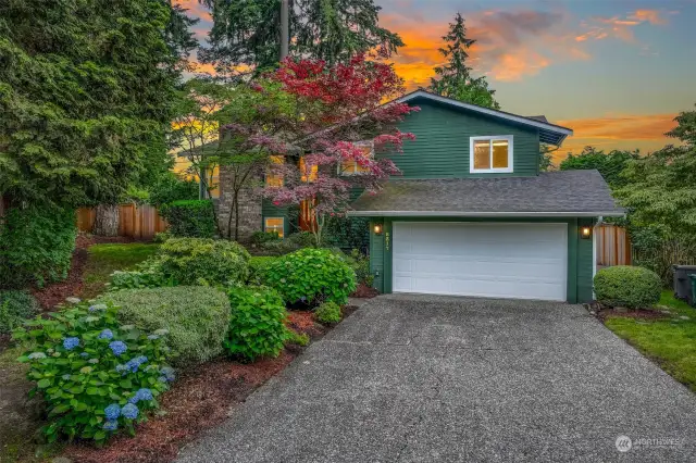 Welcome to this beautiful 5 Bed, 3 Bath home on Finn Hill in Kirkland!
