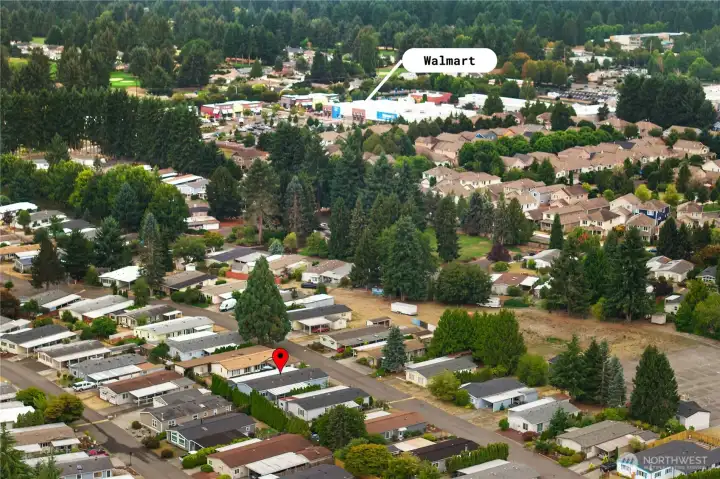 Mere minutes to Wal-Mart, Safeway, Capitol City Golf Course, restaurants, etc.