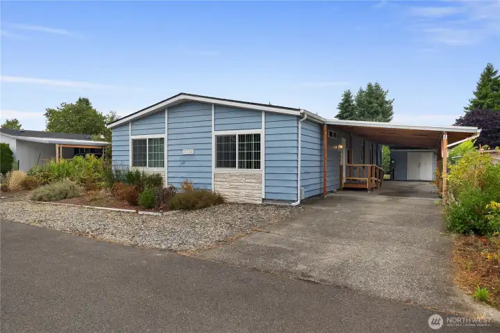 View of front of home - home is in immaculate shape!
