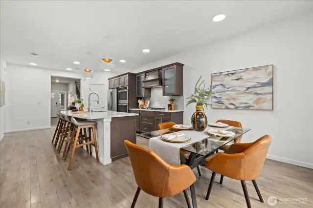 Kitchen & Dinning