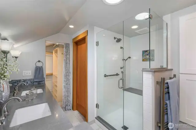 Upper Level Bathroom