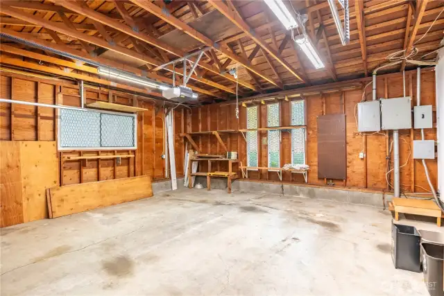 Double car garage