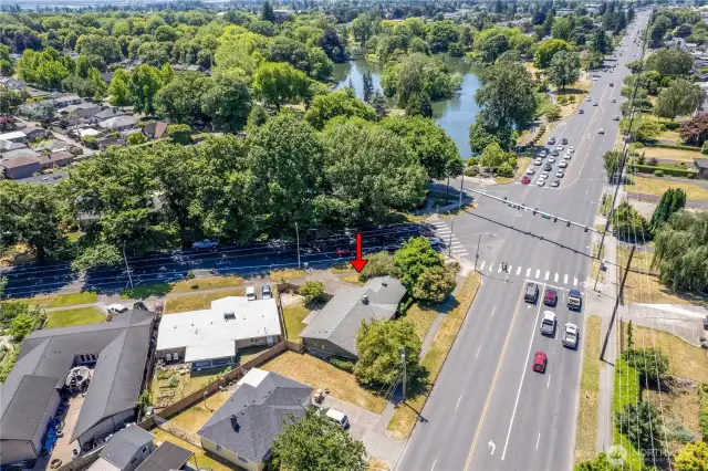 Across the street from Lake Sacajawea