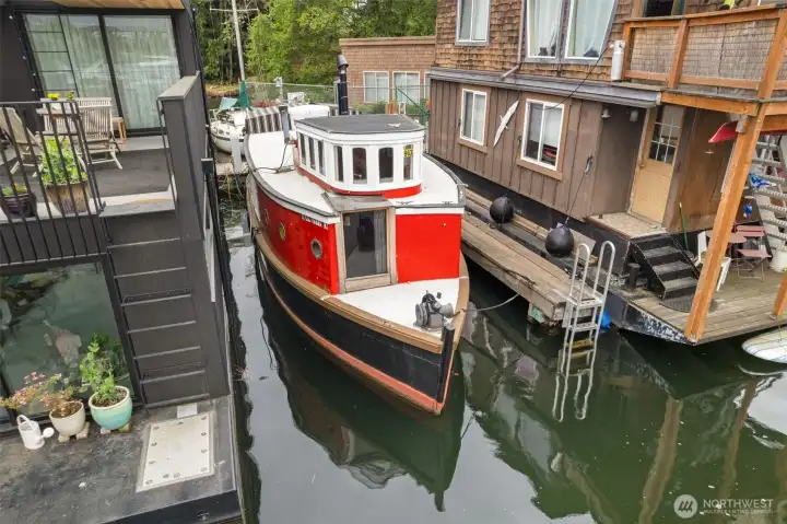 Convenient to Marina Entry//Laundry