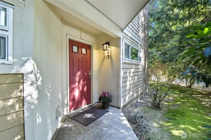Private & welcoming entrance to unit.