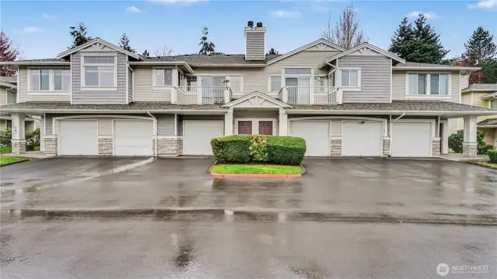 Enjoy community playground, parks & trails minutes from your door!