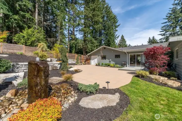 So very peaceful...like having your own private park all lite up at night~