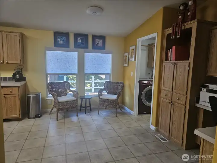 Eat-in kitchen nook, perfect for morning coffee. Eat-in kitchen nook, perfect for morning coffee.
