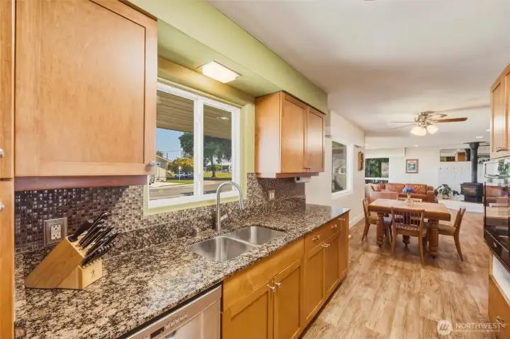 Desirable Quartz counter tops Desirable Quartz counter tops