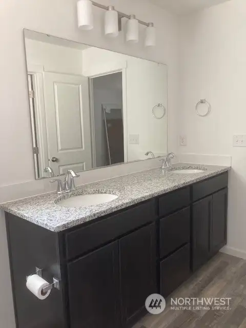 Main bathroom