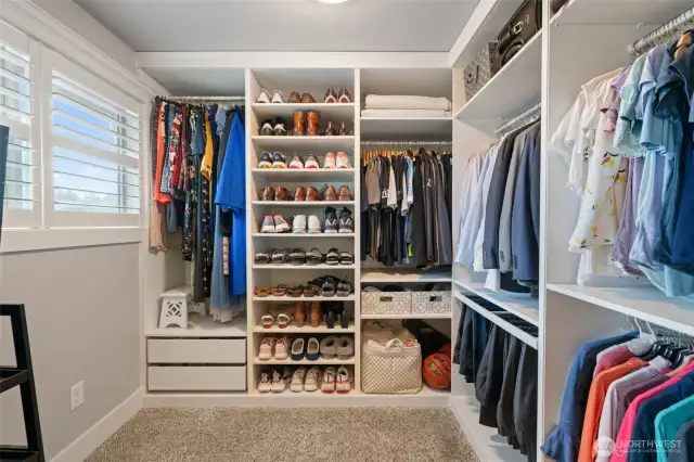 custom closet organizer
