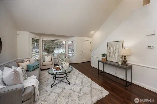High Ceilings and Hardwood Floors