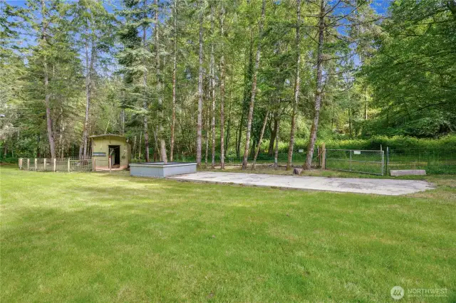 Fully fenced pasture and corral ideal for goats, chickens, or your next backyard micro-farm project—with a rustic shelter already in place.