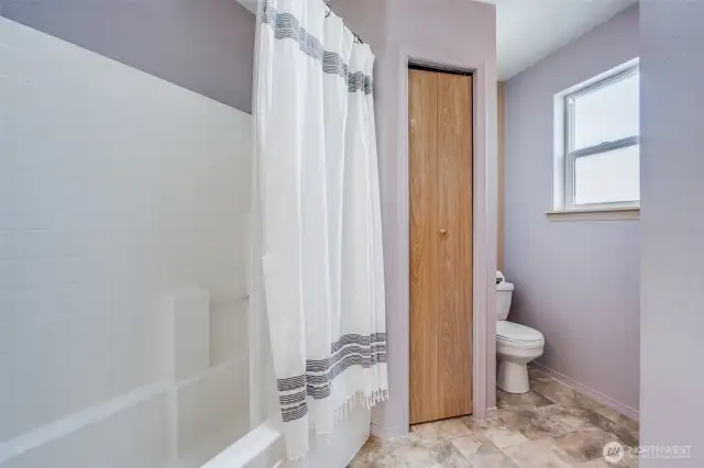 Master 5-piece Bath