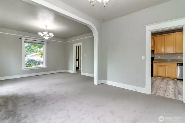 Dining leads to Kitchen.