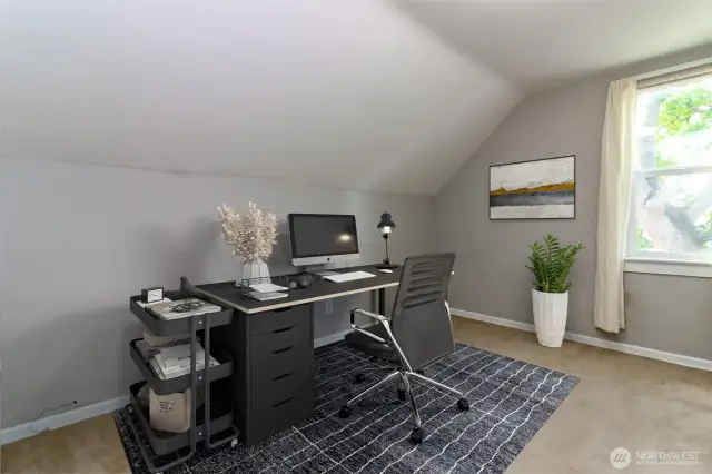 2nd bedroom.