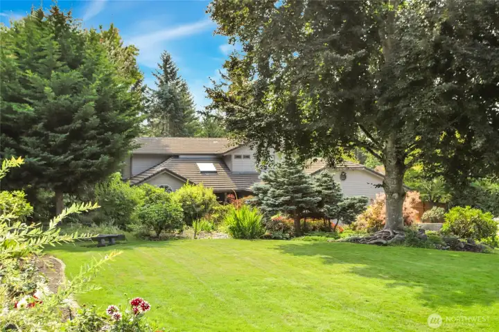 Home is tucked away for maximum privacy.