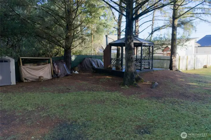 The beautiful, park-like setting also has a gazebo.