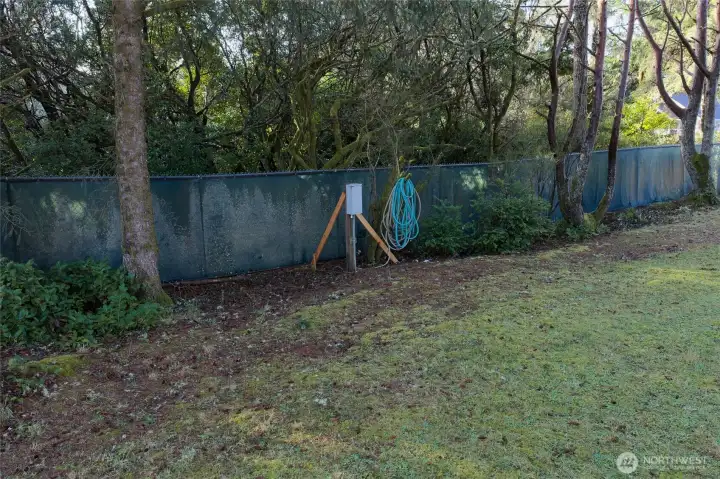 50/30/15 amp service available.