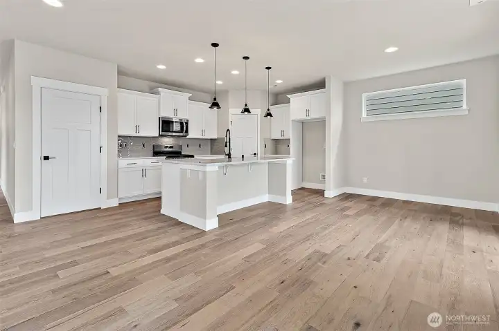 Photos are for representation purposes only.