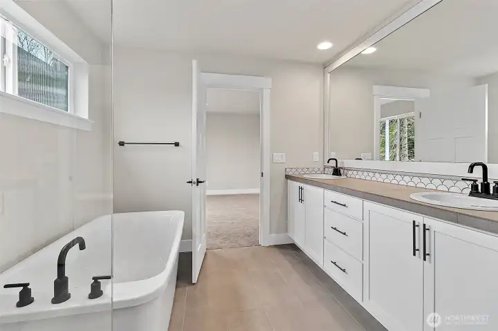 Photos are for representation purposes only.