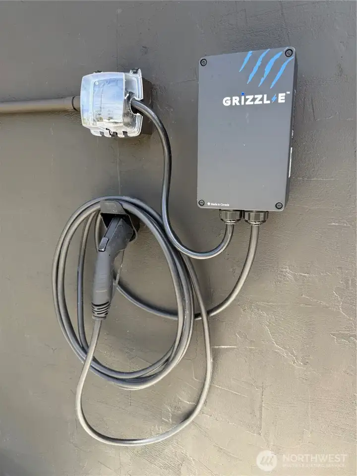 Grizzle EV-Charging Station...