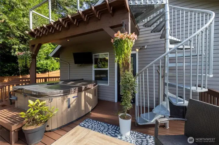 Private outdoor retreat with hot tub and covered deck space Private outdoor retreat with hot tub and covered deck space