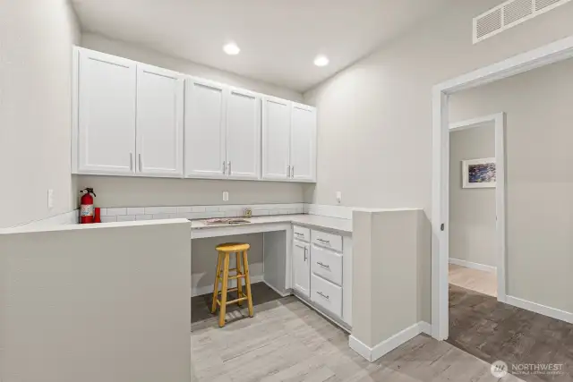 Office/Craft Room