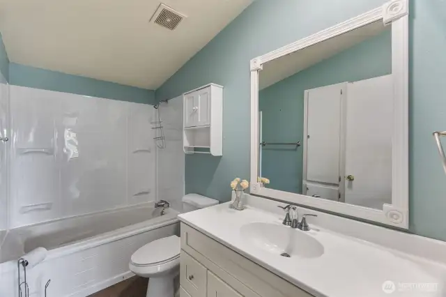 Main bathroom with jetted tub!