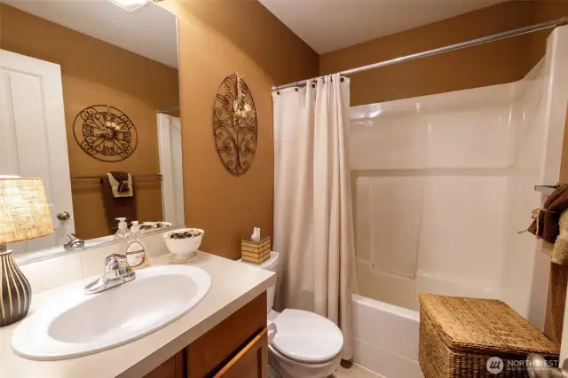 Full Bathroom