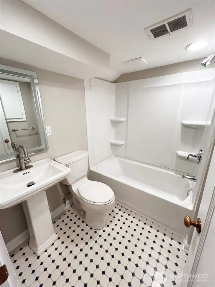 Full bathroom in daylight basement