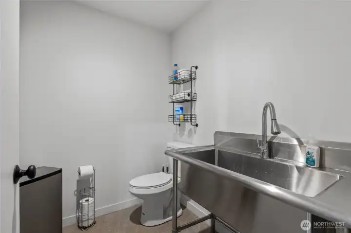 1/2 bath in shop.