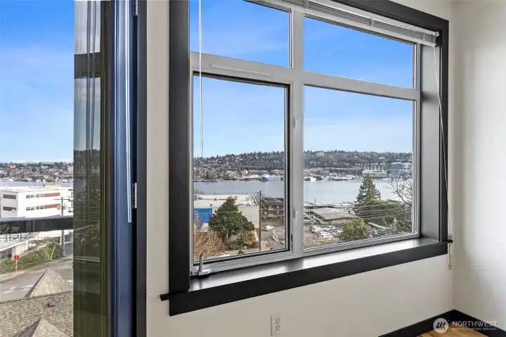 Million Dollar view for less than $1M