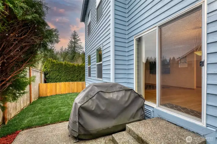 Patio has gas hookup for your grill