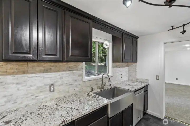 Full-height backsplash adds visual appeal.