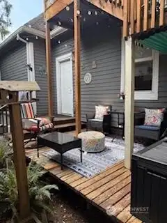 deck off unit 1