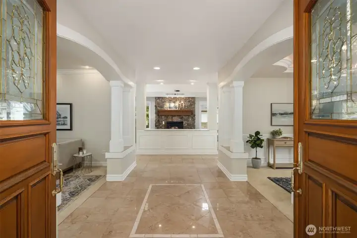 Grand Entryway~