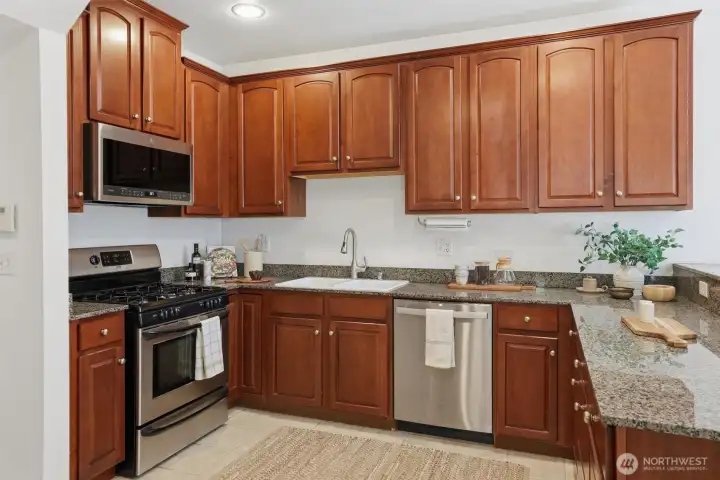 Kitchen - Main FLoor