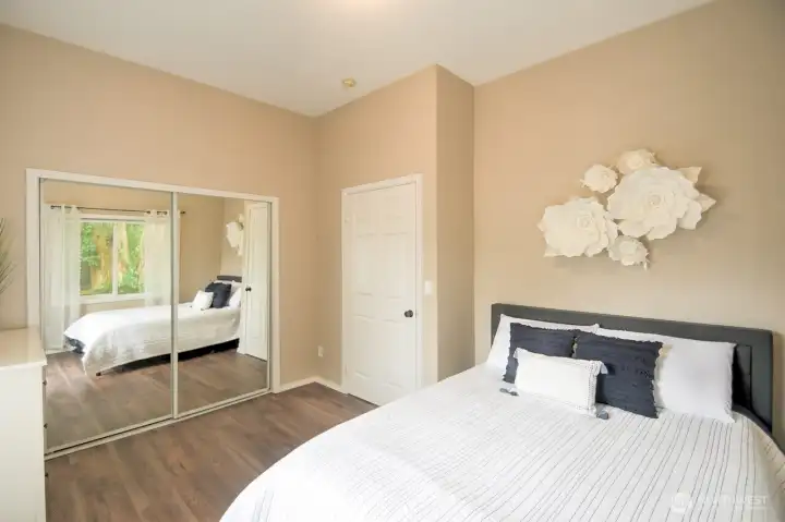 Extra large double closet and the nook fits a queen bed easily. Extra large double closet and the nook fits a queen bed easily.