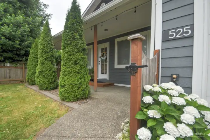 Welcome by to the Eastside! Come on by! Have a sit down on the front porch or explore nearby Lions Park. So much so close by to this sweet home. Welcome by to the Eastside! Come on by! Have a sit down on the front porch or explore nearby Lions Park. So much so close by to this sweet home.