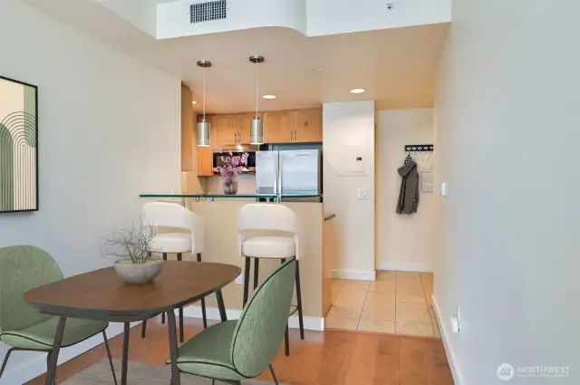 Dining area & kitchen - Virtually Staged