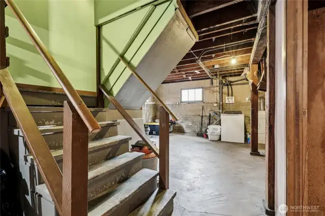 1100 sf basement w/door to garage and door to rear yard. HUGE space for future  potential apartment or additional living area.
