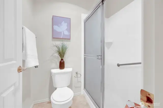 en suite shower