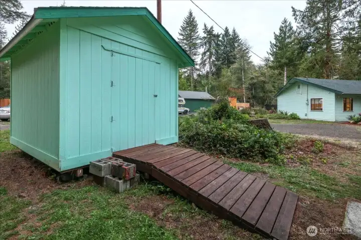 Garden/storage shed.