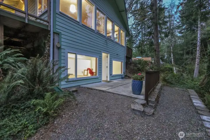 Lovely back patio off of daylight basement.