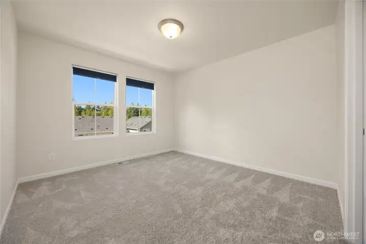 This is the same room without virtual staging.