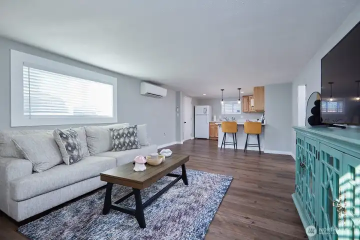 Downstairs Unit Kitchen