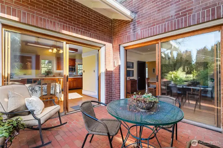 Such a cozy space to enjoy and it’s protected from the wind.