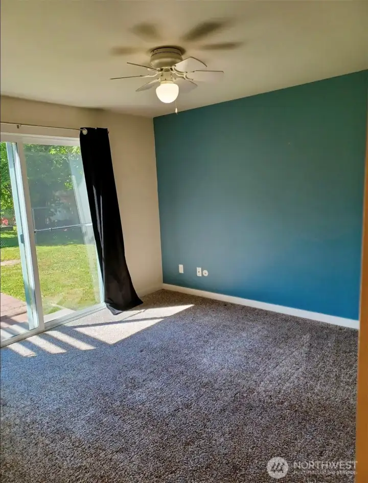 Downstairs unit. Photos taken prior to current tenant occupying unit.